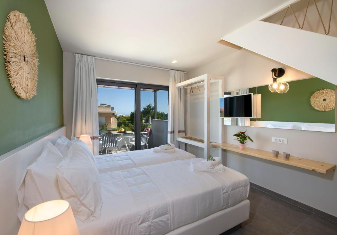 Appartement Eleanthi Modern Living à Galatás Chambre photo